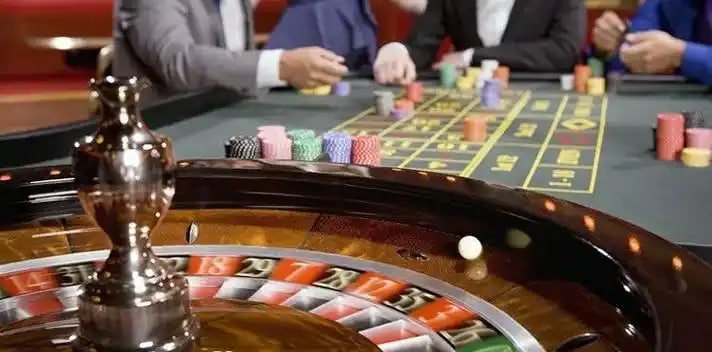 m5s bet